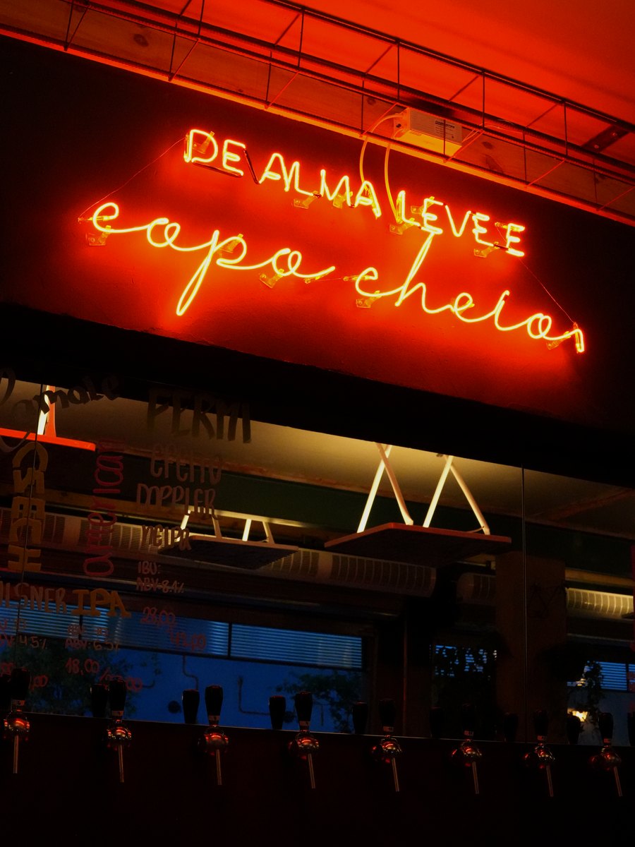 Letreiro do Soul aceso sobre o bar
